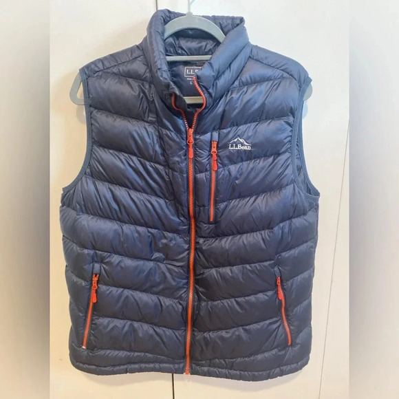 L.L.Bean Men's Ultralight 850 Fill Power Down Vest Size Large Regular - Picture 2 of 6